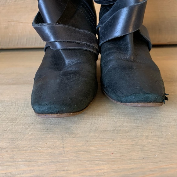 Chloe Paddington Black Strappy Leather Heeled Boots 39 - Picture 3 of 4